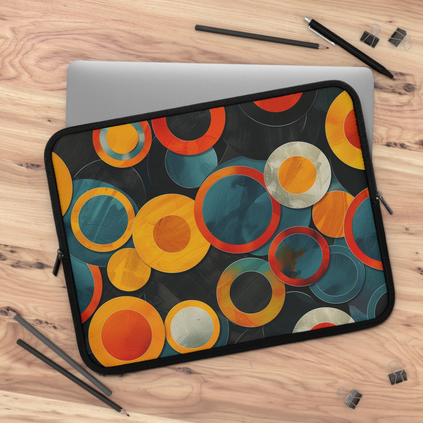 Abstract Decorative Circles Pattern 4